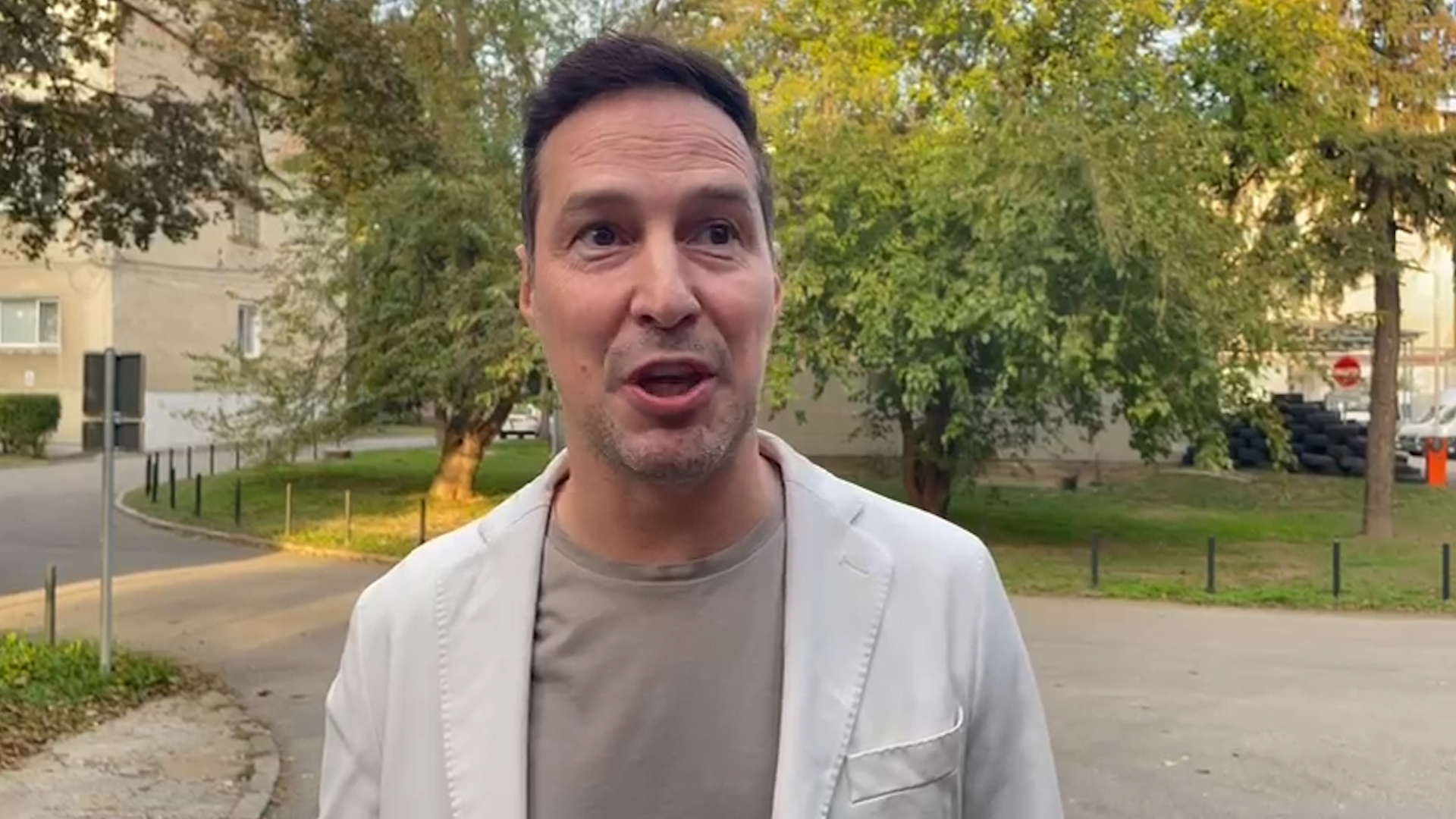 Peđa Jovanović progovorio o najstrašnijem trenutku u karijeri: "Mislio sam da sam ostao bez glasa" VIDEO 10 pedja 4