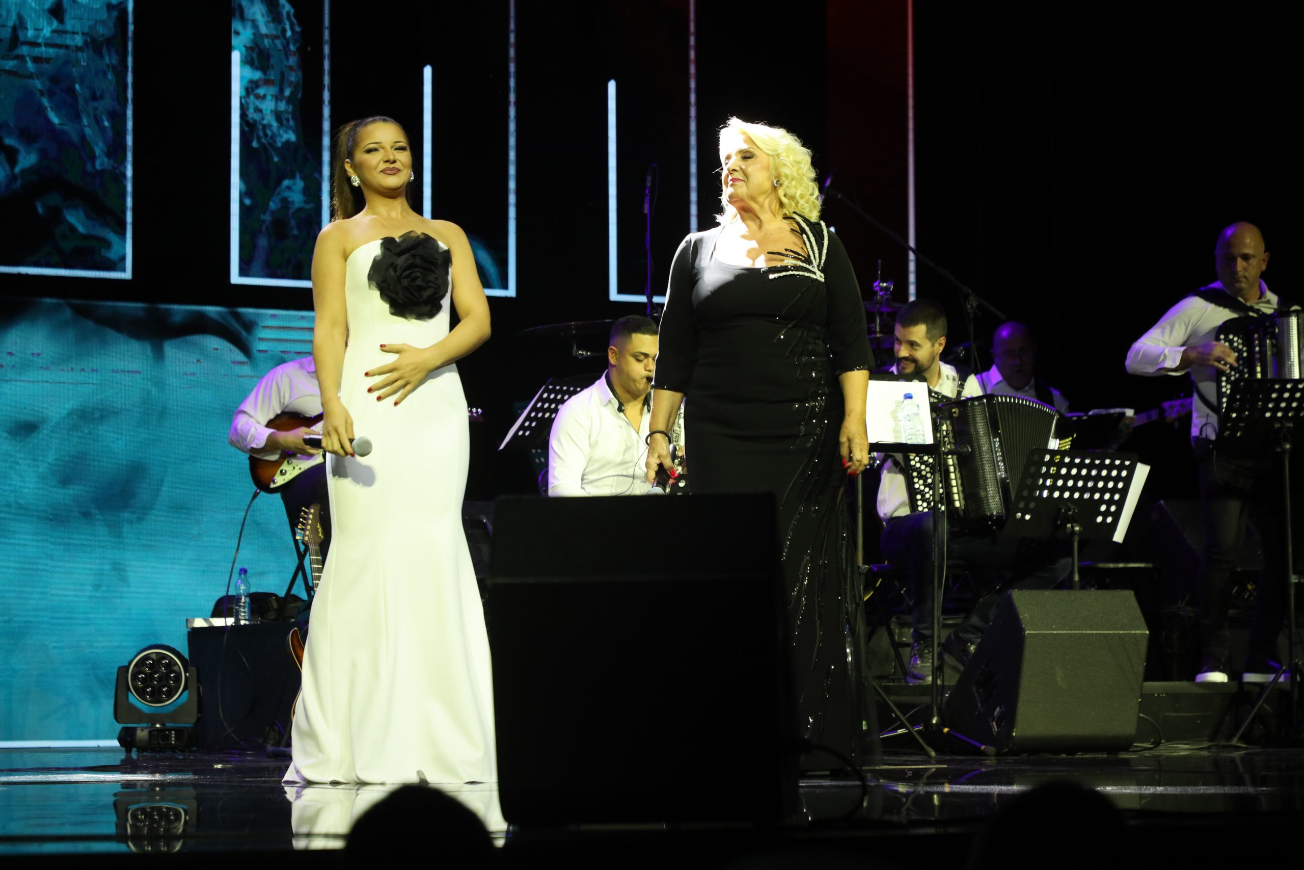 "Peva isto kao ja", za ovu pevačicu Snežana Đurišić tvrdi da je njena naslednica 7 snezana djurisic koncert 2
