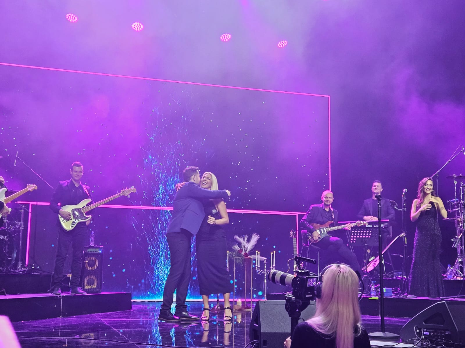 Nju niko nije očekivao kod Mirze Selimovića, kada se ova pobednica ZG pojavila na sceni, nastao je pravi lom (VIDEO) 6 756451b7 ca85 42c9 876a 4f8843b882e0
