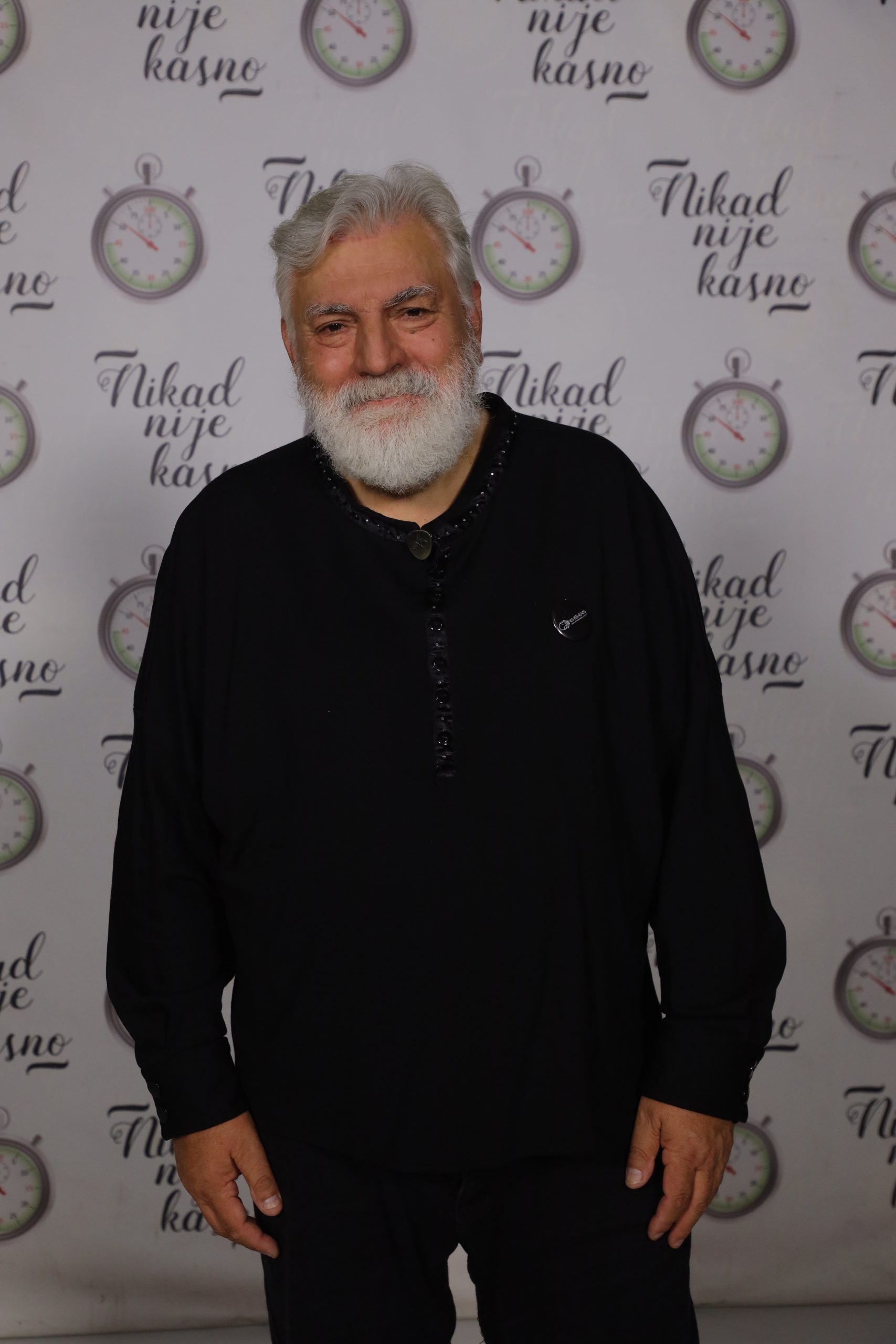 Od svetski poznatog muzičara, do glumaca: Evo ko sve večeras nastupa u "Nikad nije kasno" 22 DAMIR KOMNENOVIC 63 GOD. RIJEKA 20
