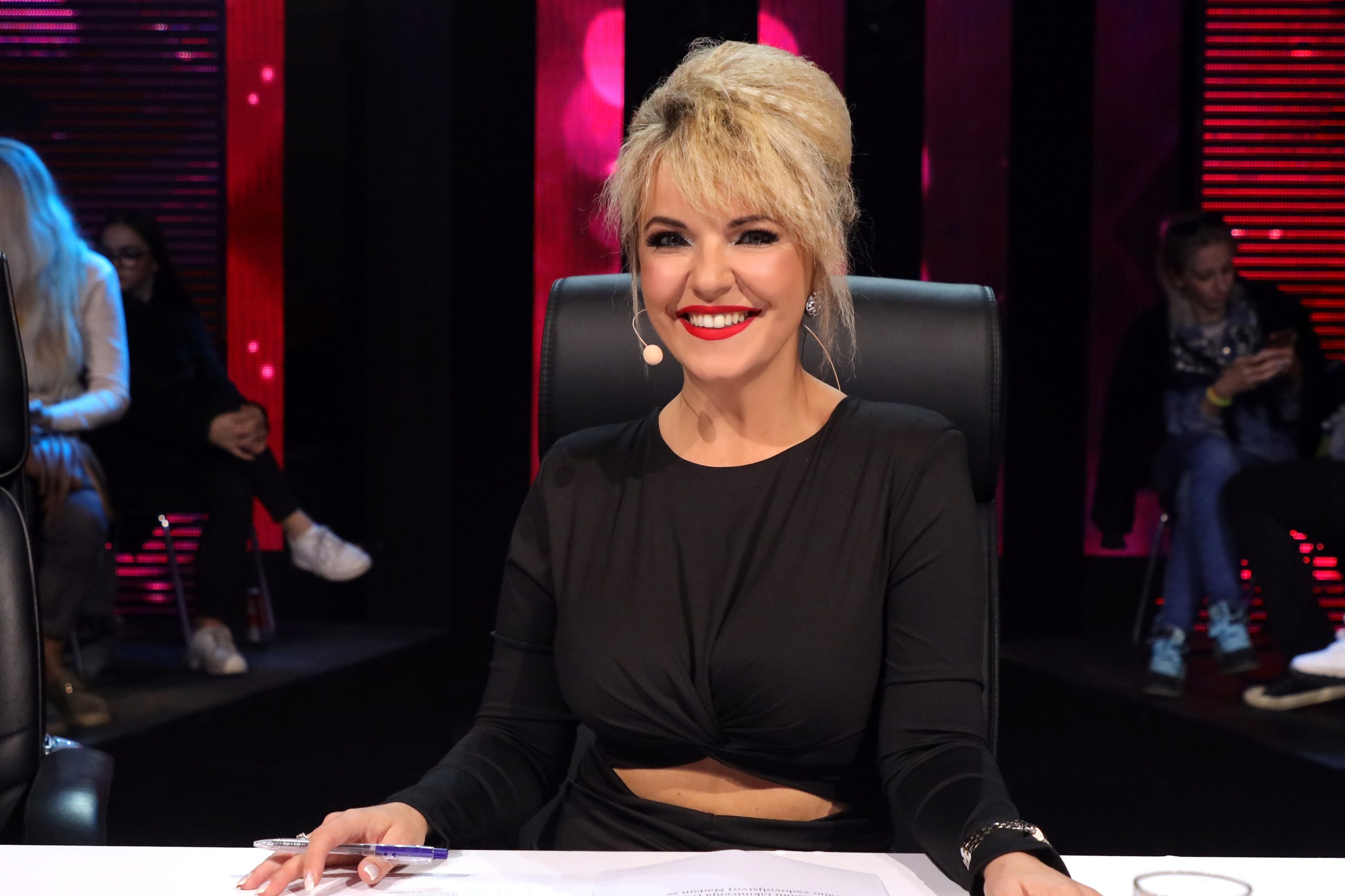 Sedela u žiriju "Nikad nije kasno", a niko ne zna da je obeležila detinjstvo milionima 10 JOVANA CAVNIC NNK SNIMANJE 17102024 FOTO MUNJA 59 ok 1