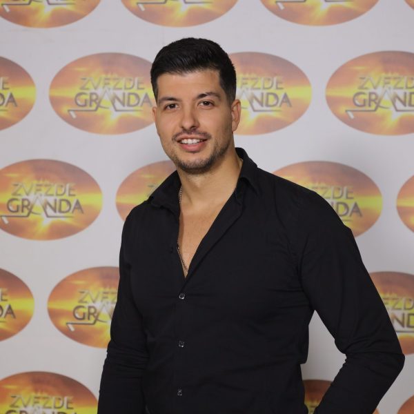 Nikola Đurić 1 NIKOLA DJURIC 29 GOD. BEOGRAD 1