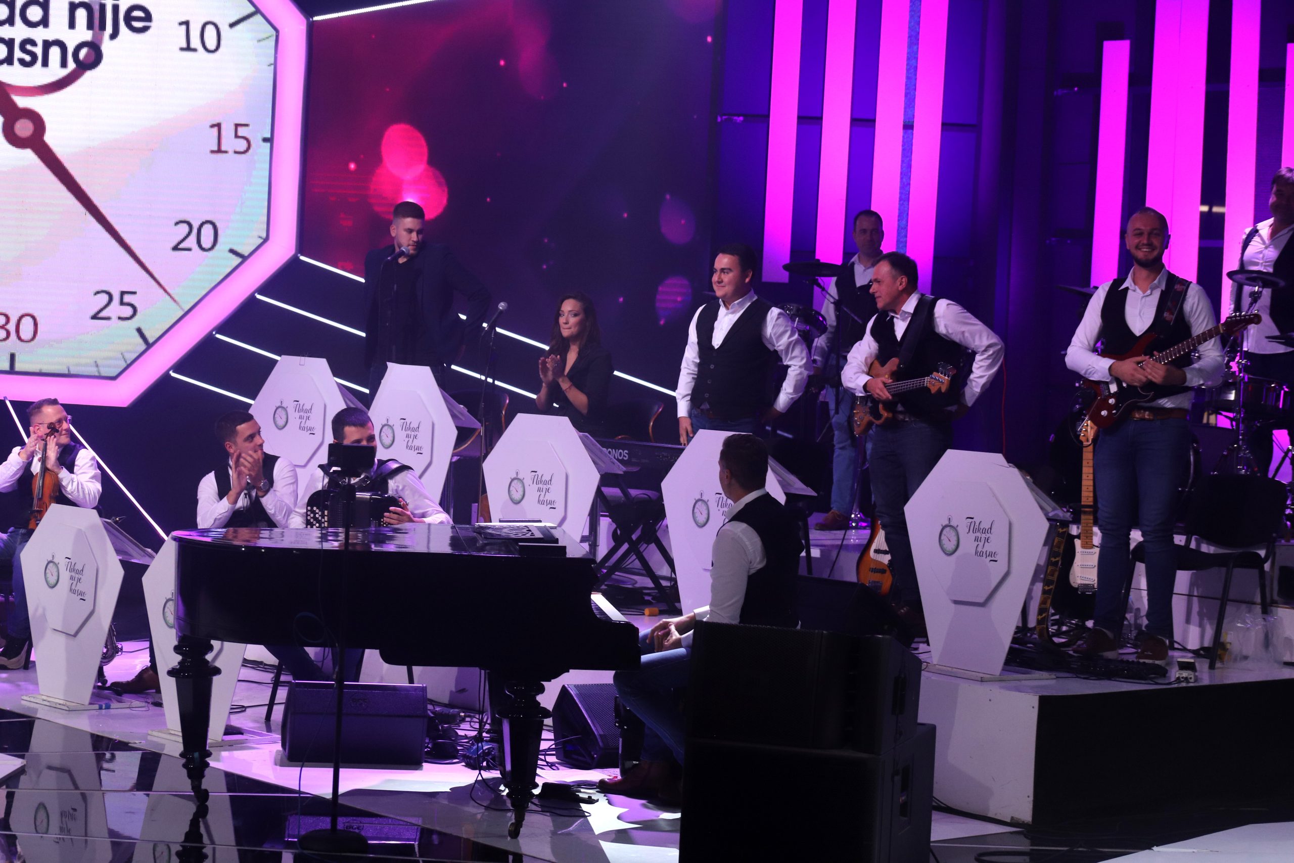 Otkrivamo kada počinje snimanje nove sezone emisije Nikad nije kasno 7 ORKESTAR NNK SNIMANJE 18102024 FOTO ELENA ok