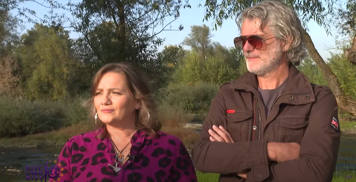 "Mora da se mesi hleb": Suprug Ružice Čavić otkrio kako im je u braku i da li je pevačica dobra domaćica VIDEO 7 Screenshot 2024 11 01 151846