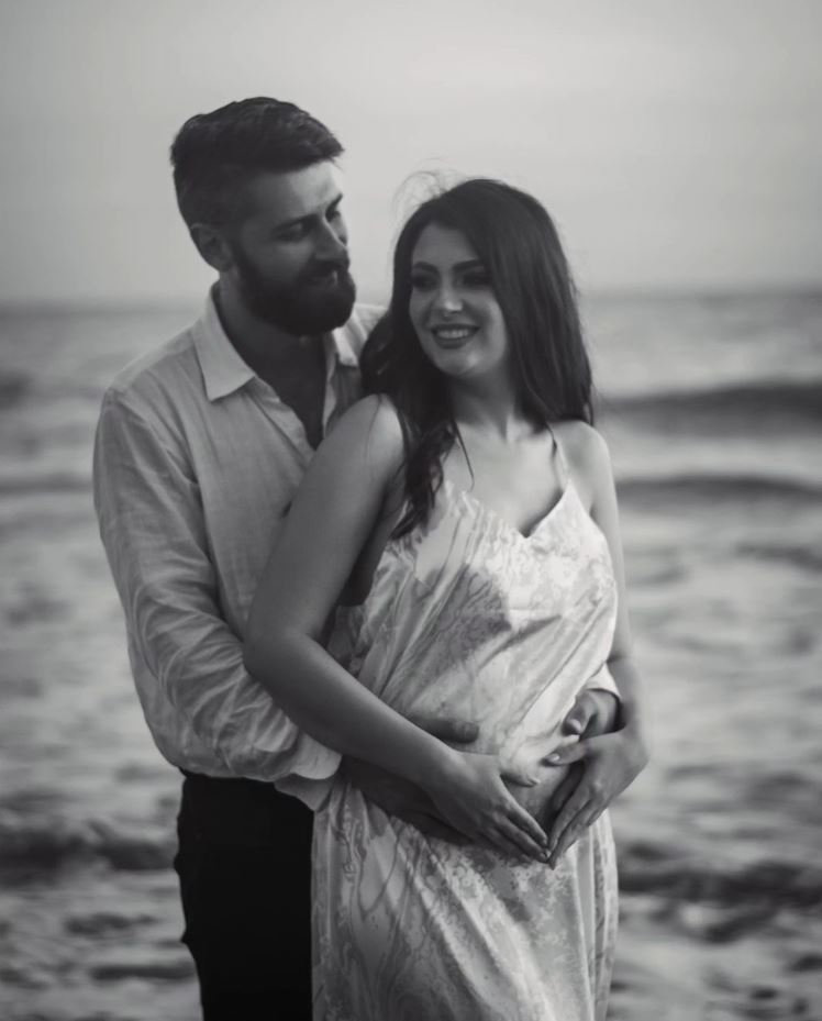 Ko je muž Danice Krstić? Ovo je zgodni doktor u koga se pevačica zaljubila na prvi pogled 6 danica krstic muz