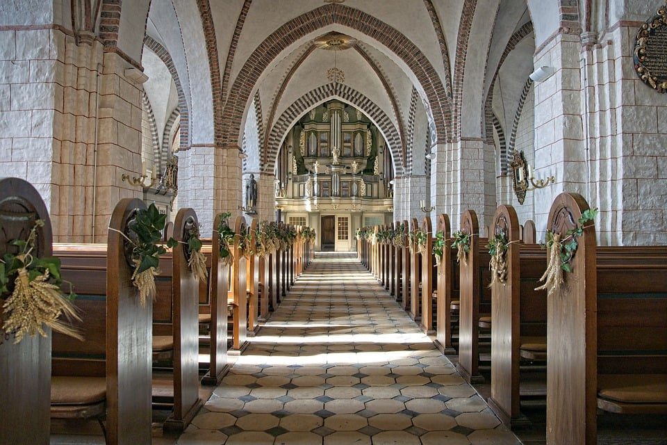 Danas je ARANĐELOVDAN: Jednu stvar na ovaj praznik nikako ne smete da odbijete 7 image 8 12