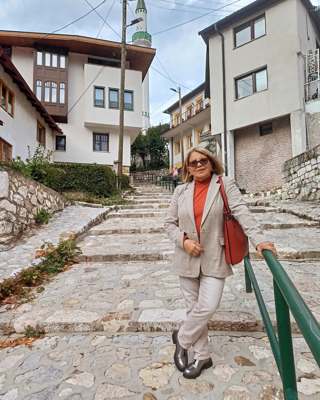 Pojavila se vest da je Šemsa Suljaković preminula, pevačica se odmah oglasila: "Ljudi zovu i plaču" 6 semsa 1