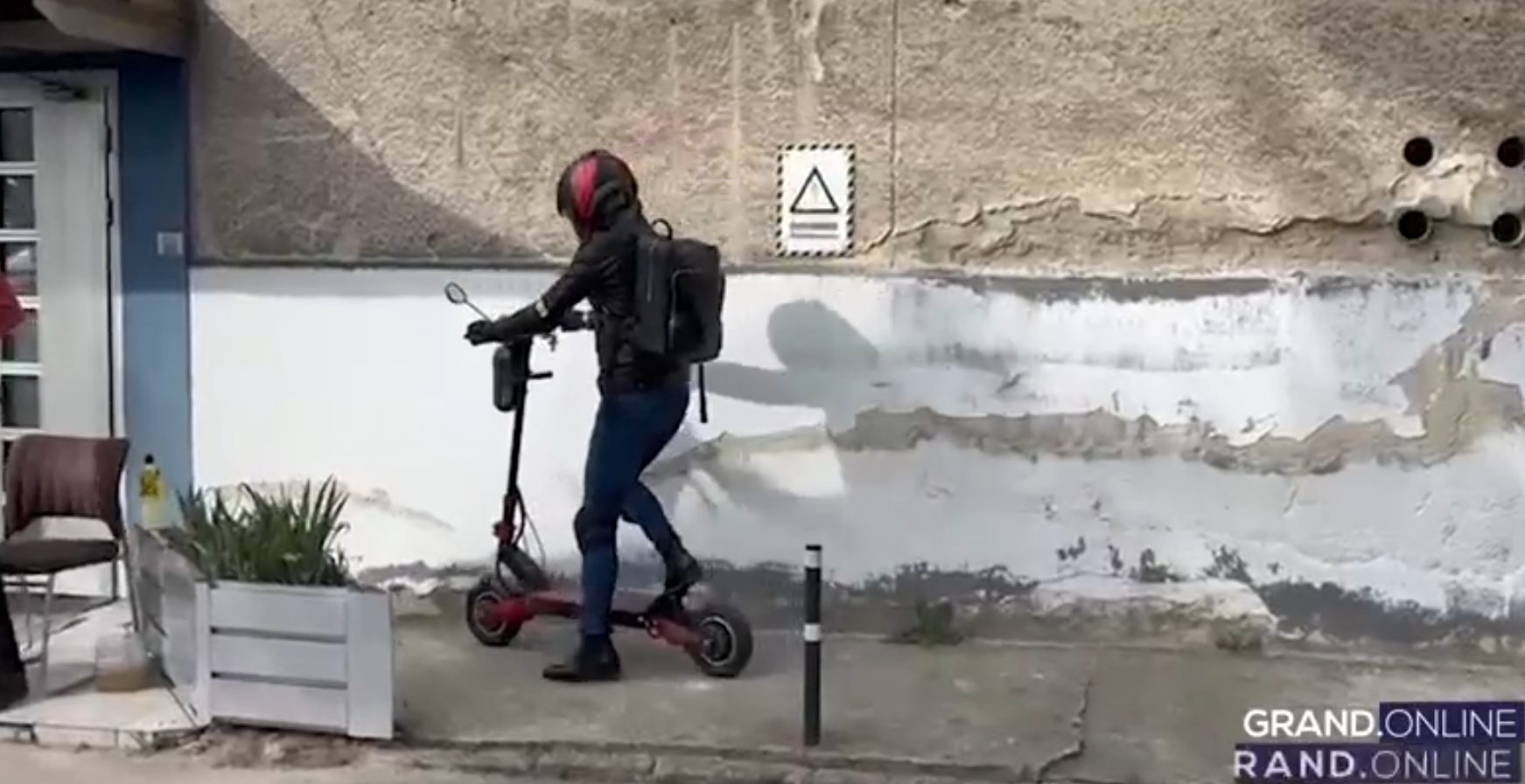 Otkrivamo šta se dešavalo pred početak "Zvezda Granda": On je sve oduševio svojim dolaskom, a njen stajling će vas iznenaditi VIDEO 6 Screenshot 2024 12 06 194332