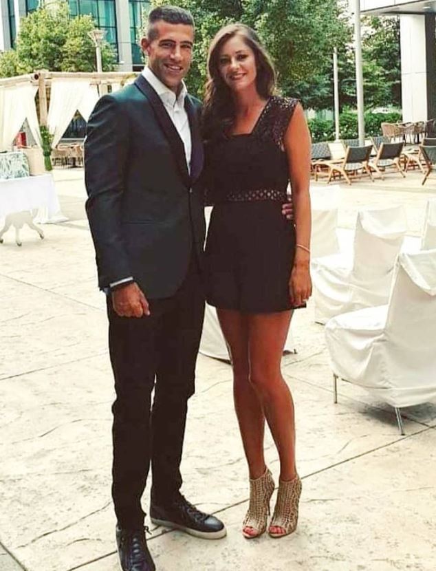 Ovo je sin Nade Topčagić koga nikada ne viđamo u javnosti, a opasan je šmeker FOTO 6 sin nade topcagic