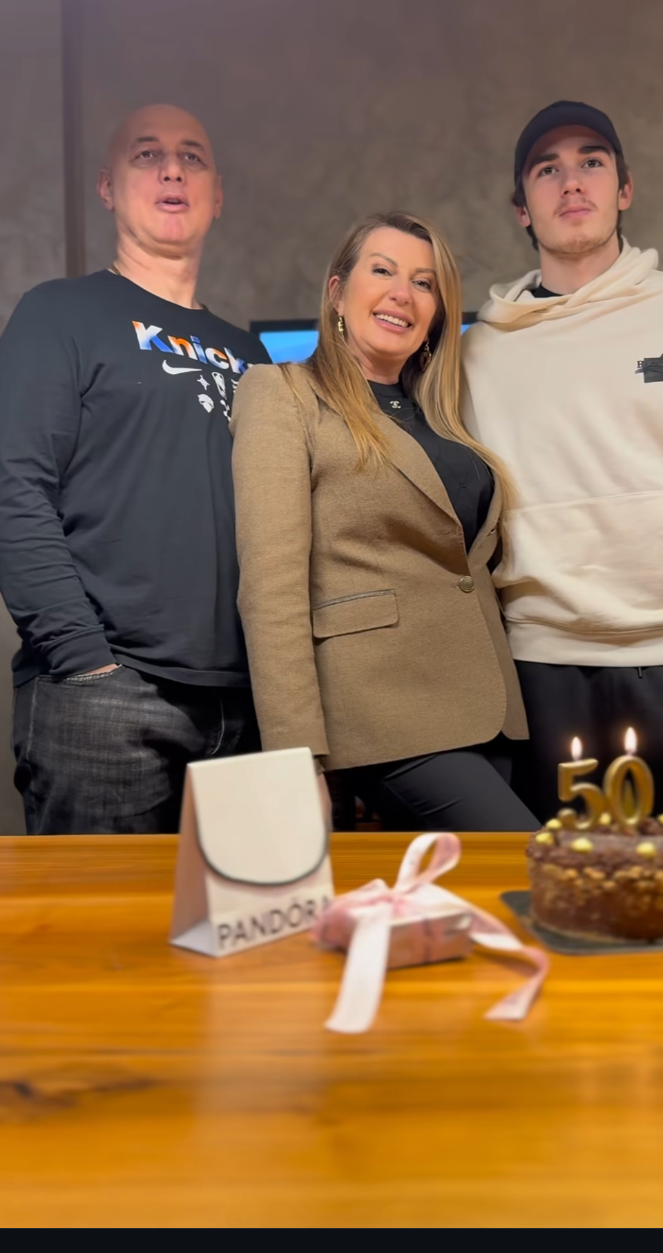 Pogledajte kako je Viki Miljković proslavila 50. rođendan VIDEO 7 viki rodjendan 3