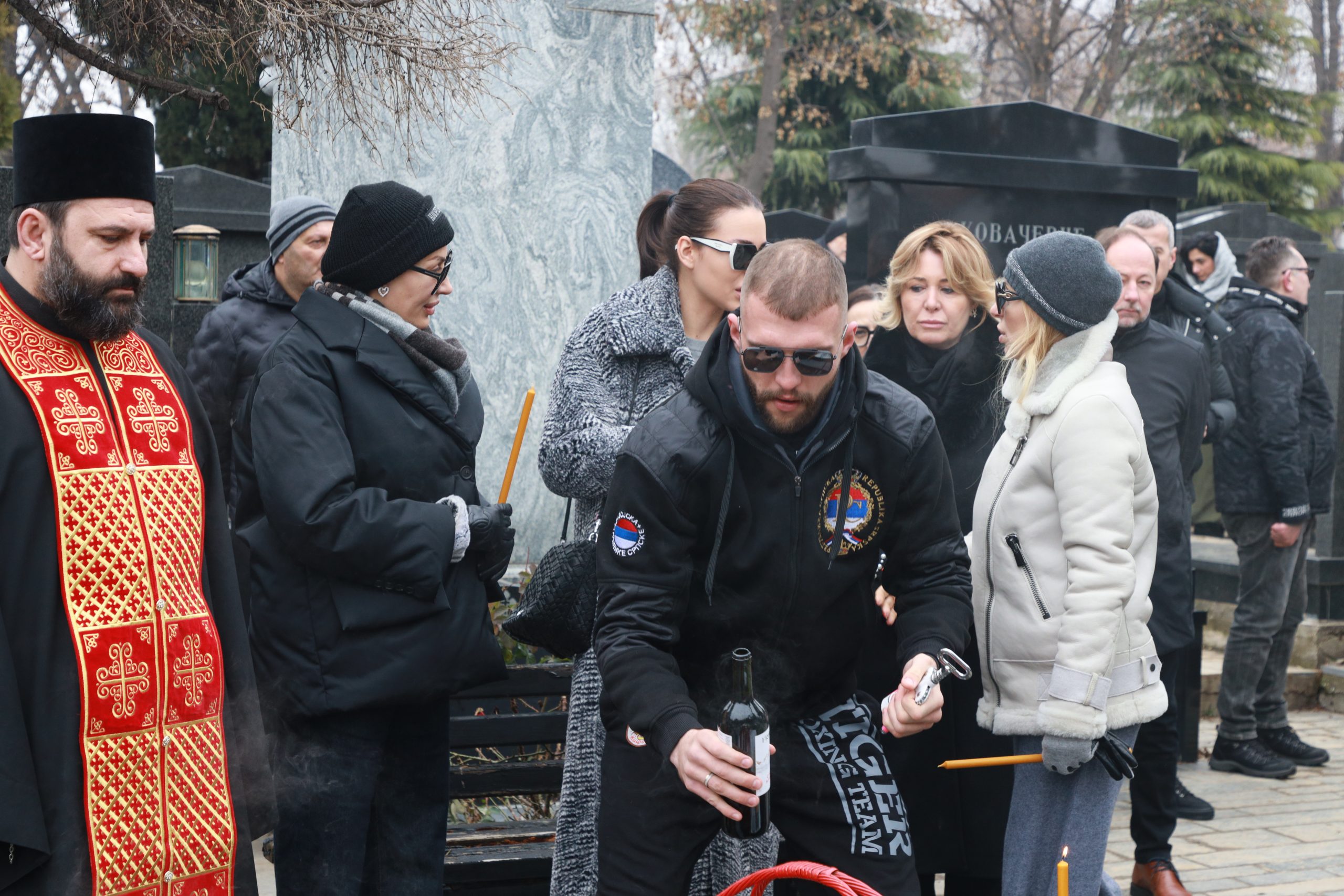 Veljko Ražnatović skrhan bolom na Arkanovoj godišnjici: "Ne znam kako je imati tatu" 8 0A0A0063