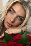 Iza njene lepote se krije najtužnija životna priča: "Plašim se da moja deca ne dožive istu sudbinu" VIDEO 2 320670325 896476344848400 4504594427123891063 n e1737552101465