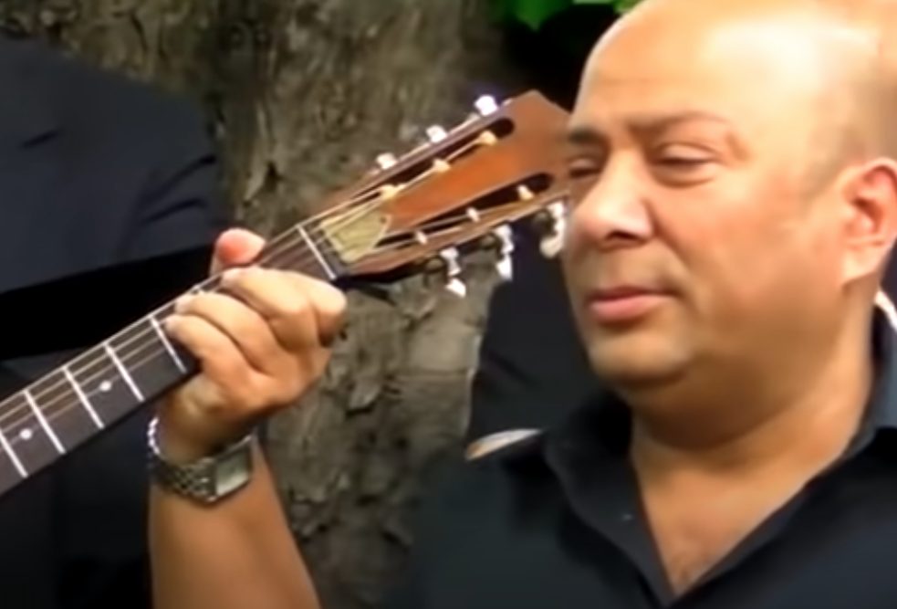 Mnogi bi se stideli, ali ne i Džej: Evo koliko je bio visok legendarni pevač 7 Dzej sahrana Nikola Bojovic