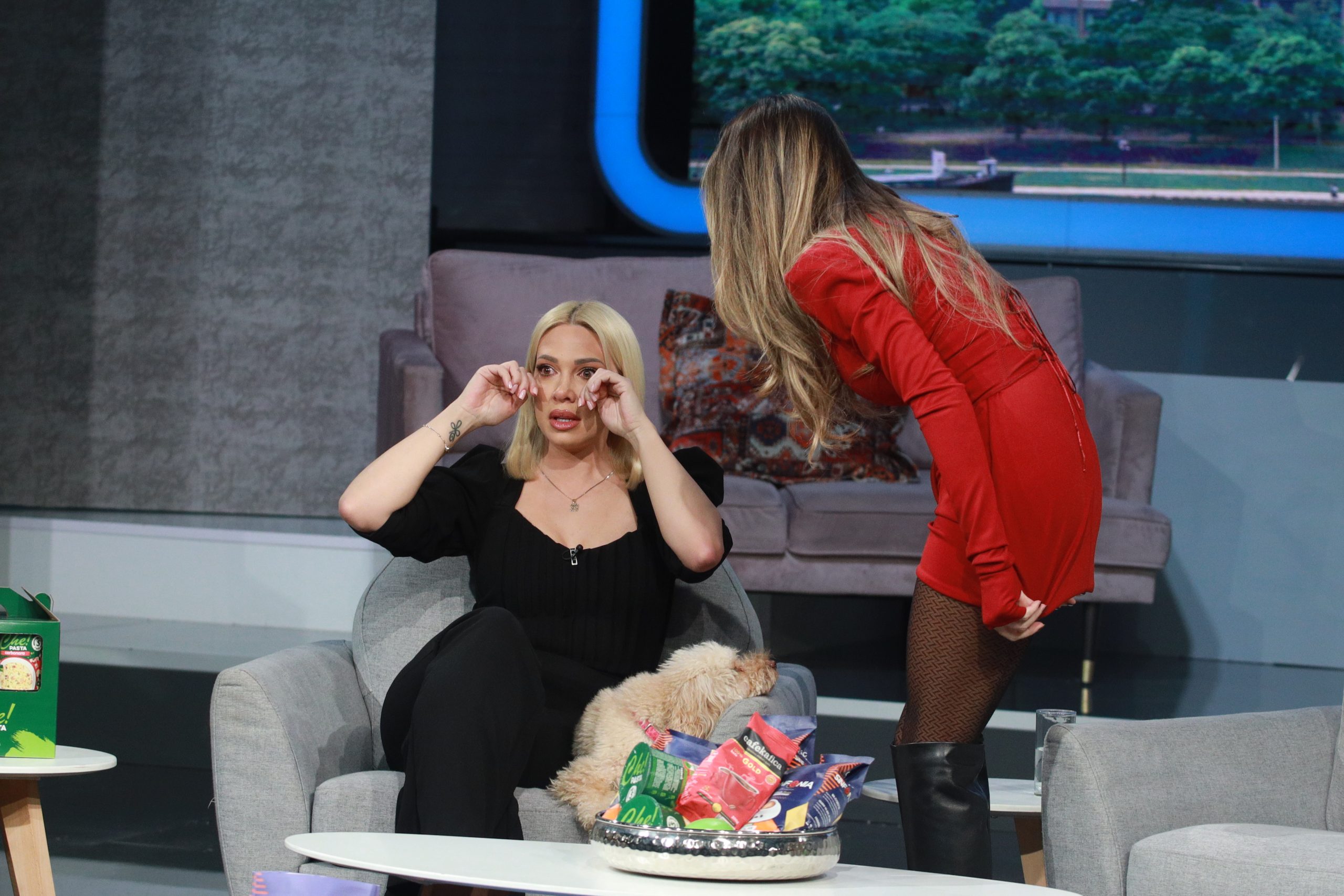 Milica Todorović grcala u suzama u emisiji: "Volela bih da se vrati to vreme" VIDEO 6 MILICA TODOROVIC I JOVANA PAJIC ZGS SNIMANJE 15012025 FOTO MUNJA 3