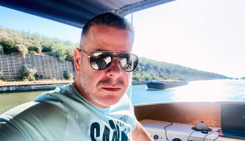 "To me je promenilo": Vlado Georgiev otvoreno o porodici, progovorio i o odnosu sa taštom 5 Screenshot 2025 01 27 134135