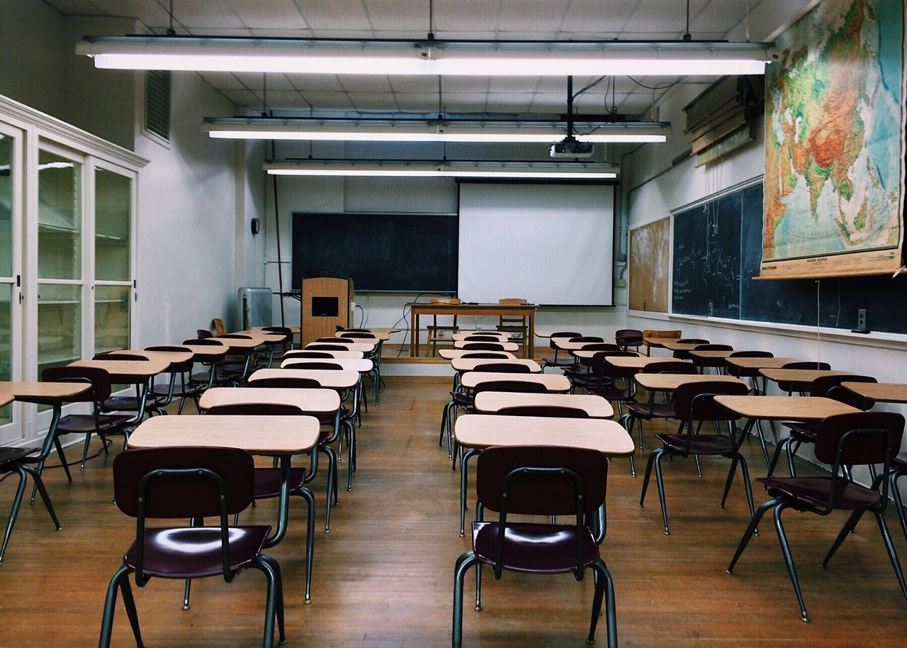 Koje su škole završile naše najveće zvezde: Neki imaju po dve diplome, a neki samo osnovno obrazovanje 5 classroom 2093743 1280