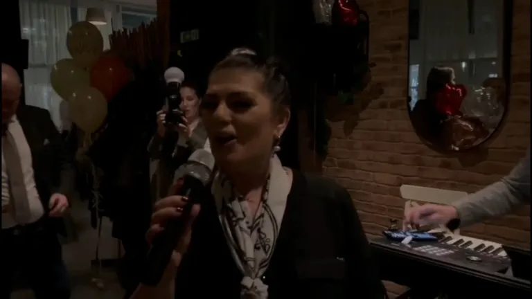 "Pre 10 godina sam ušla u borbu za potomstvo": Velika ispovest Sanje Maletić nakon što je u 6. deceniji postala majka 10 image 12 4