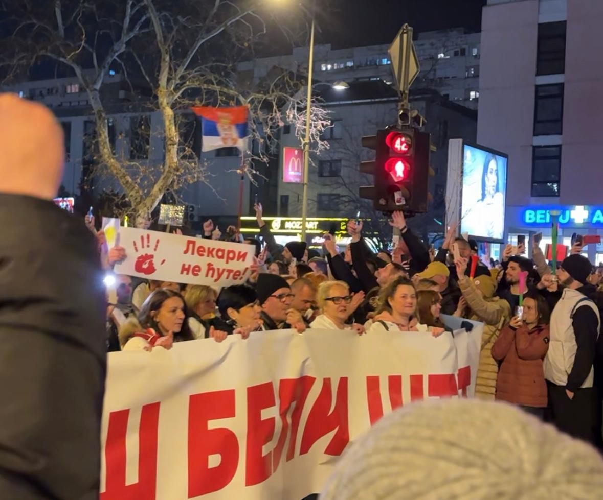 Pevač nudi studentima besplatan prevoz i prenoćište: "Pumpaj do Niša" 9 IMG 20250206 WA0007