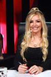 INTERVJU Jelena Gerbec o problemima sa zdravljem: "To mi nagriza glasne žice" VIDEO 4 JELENA GERBEC NNK SNIMANJE 17122024 FOTO MUNJA 58 ok