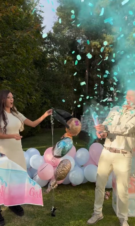 Lena Čolak otkrila pol bebe: "Ne dam na nas" VIDEO 6 Screenshot 2025 02 11 172324