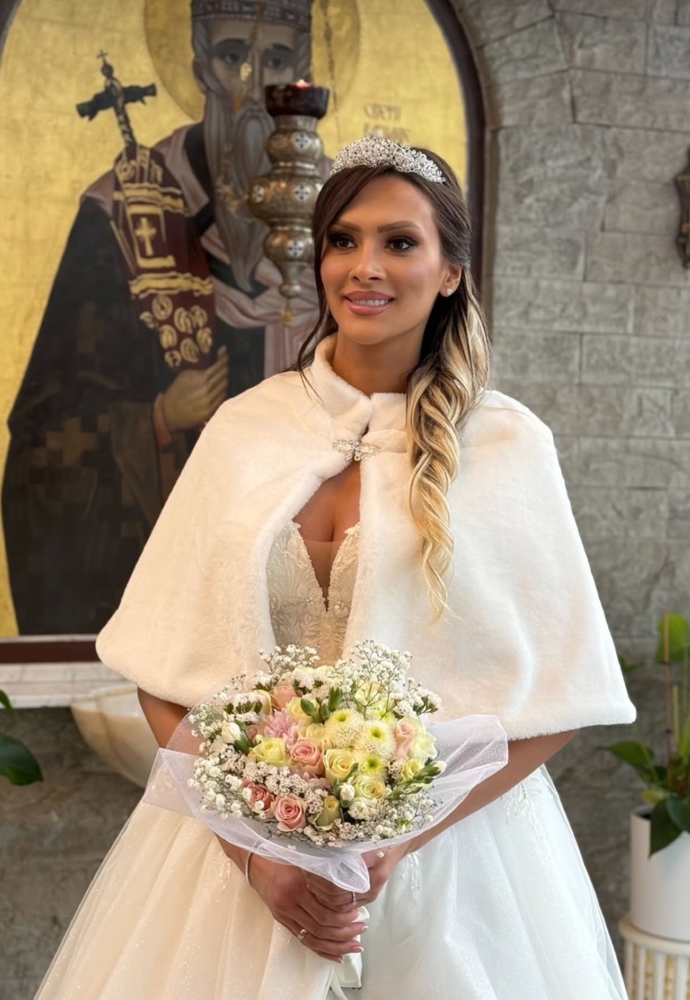Udala se Lena Čolak: Pevačica svojevremeno bila u vezi sa Breninim sinom, sada izgovorila sudbonosno "Da" VIDEO 6 Udala se Lena Colak 1