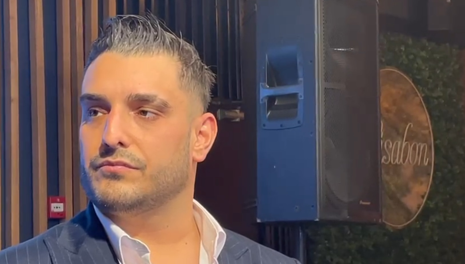 "Šta vi izigravate, špansku seriju?" Darko Lazić otkrio šta ga nervira, Ana Sević šokirala priznanjem: "Sa njim ovoliko nisam letovala ni kad sam bila u braku" 6 darko lazic 1