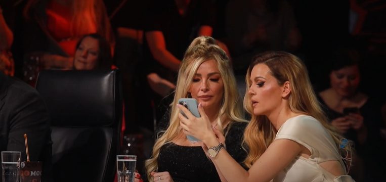 Pogledajte kako teku pripreme za večerašnju emisiju, kadrovi koje nećete videti TV-u (VIDEO) 7 kostov i gerbec