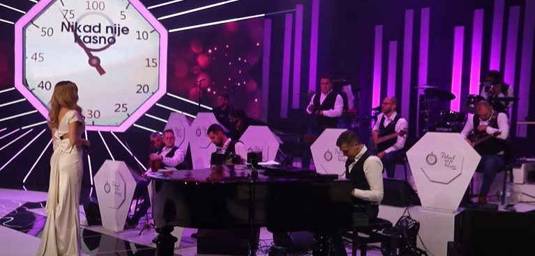 Pogledajte kako teku pripreme za večerašnju emisiju, kadrovi koje nećete videti TV-u (VIDEO) 6 kostov
