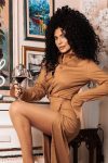 Lidija Vukićević pored ikona drži sliku ove legendarne ličnosti, jedan detalj sve iznenadio FOTO 2 kuca Lidije Vukicevic 2