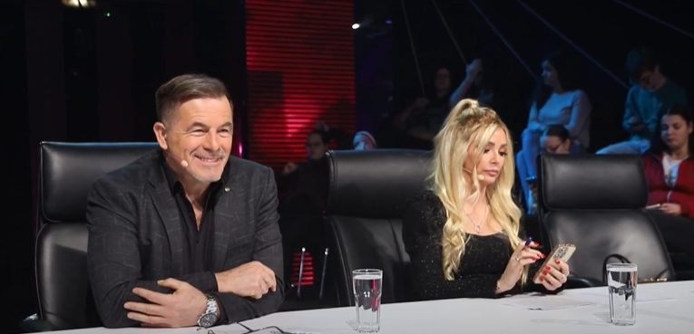 Pogledajte kako teku pripreme za večerašnju emisiju, kadrovi koje nećete videti TV-u (VIDEO) 8 mare i jelena