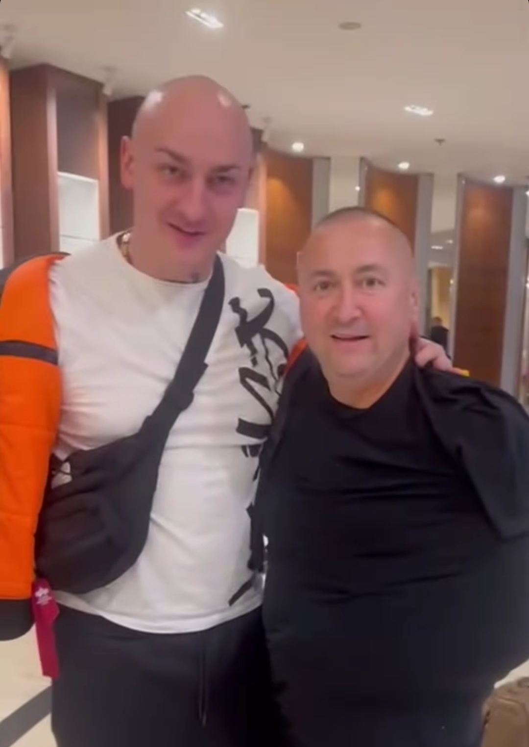 Desingerica završio u bolnici, poznato u kakvom je zdravstvenom stanju 7 Desingerica posetio DJanija 4