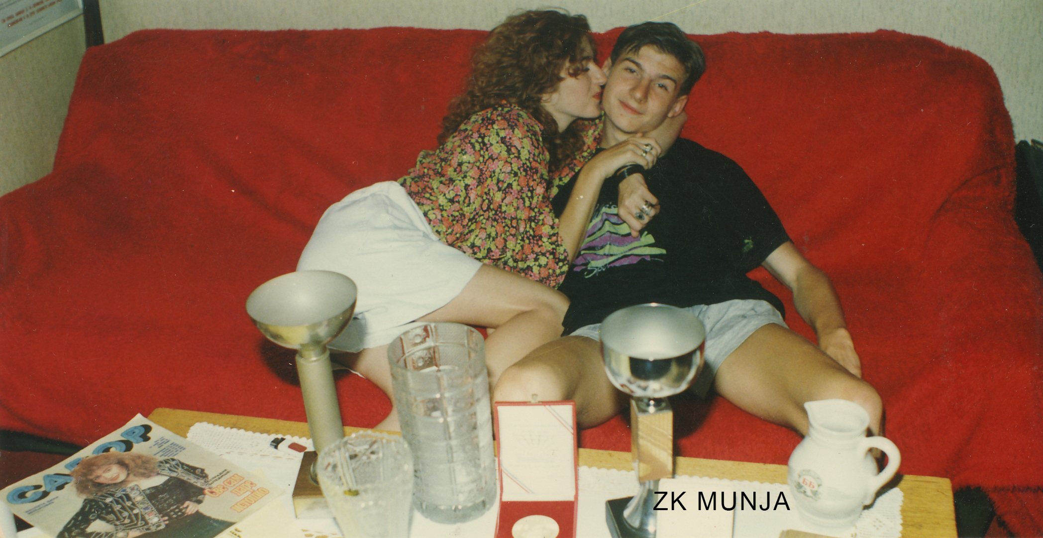 Uspomene koje će živeti večno: Nikad viđene fotografije Viki Miljković i njenog brata Vladice 15 Scan20013 1