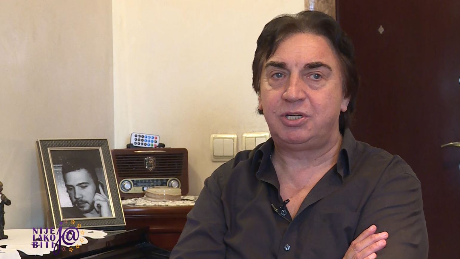 Klavir i skupoceni nameštaj su samo deo luksuza: Ovde živi Acko Nezirović VIDEO 13 Stan Acka Nezirovića
