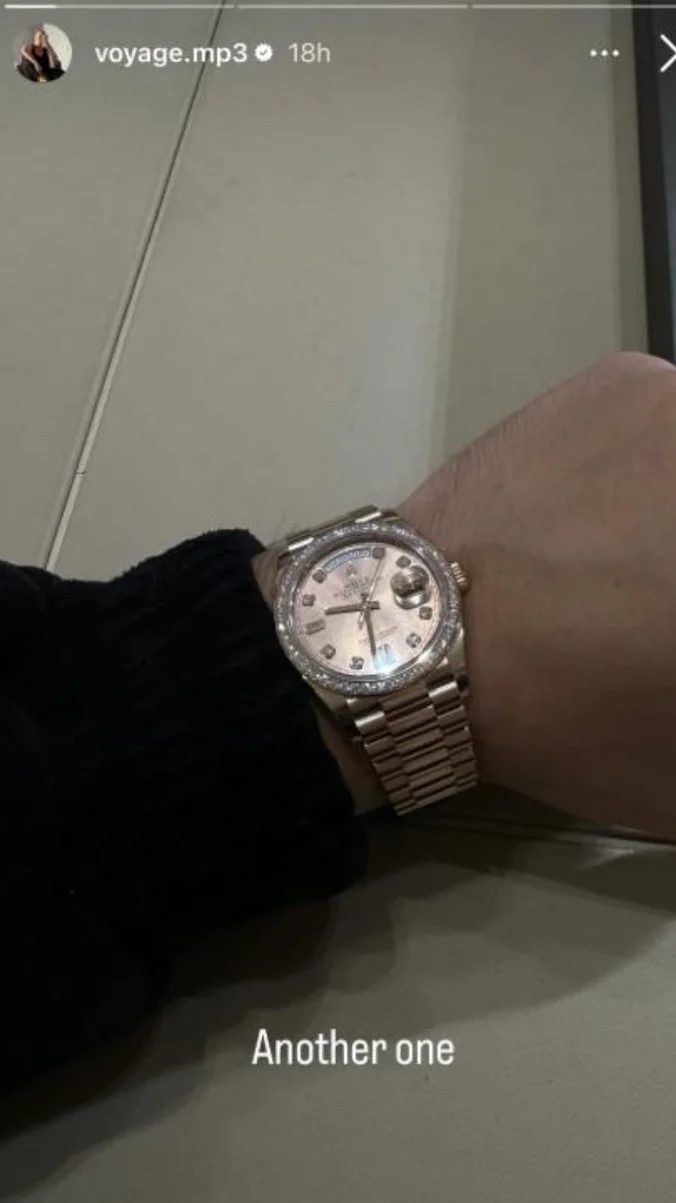 Vojaž kupio modni detalj koji vredi više od 60 hiljada evra i javno se pohvalio (FOTO) 6 image 1 8