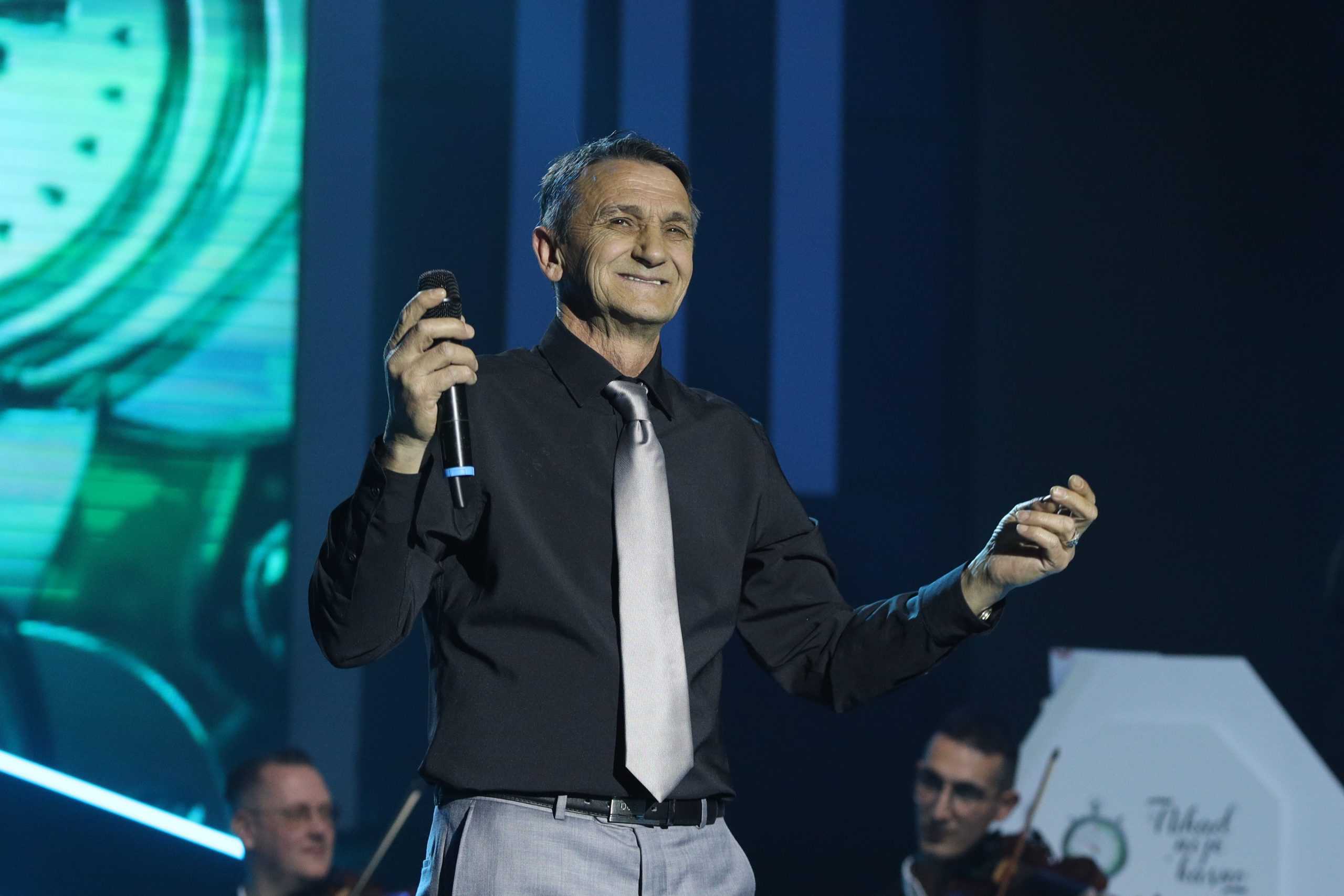 Iako se oženio zbog emisije, to ipak nije najluđa stvar koju je Enver uradio za ljubav: Odgovor će vas iznenaditi (VIDEO) 7 0A0A0674