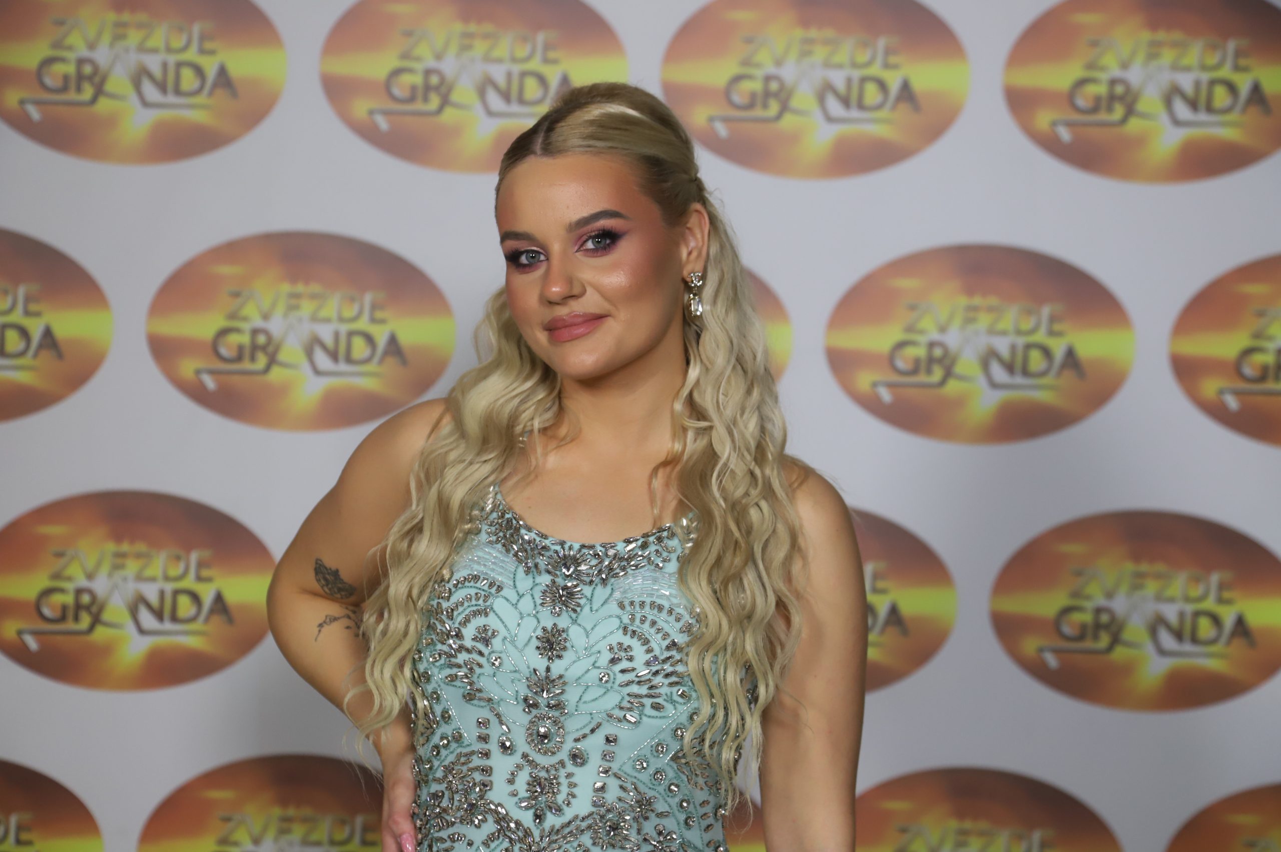 ANITA ALEKSIC 24 GOD. LOZNICA 1
