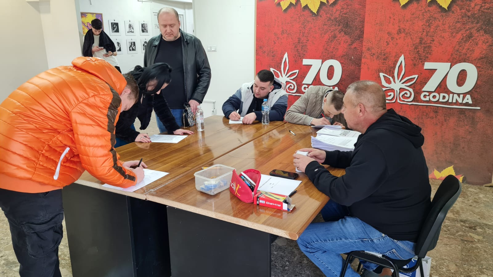 Prva audicija za "Zvezde Granda" danas u Tuzli: Ogroman odziv kandidata od ranog jutra 6 audicija zvezde granda