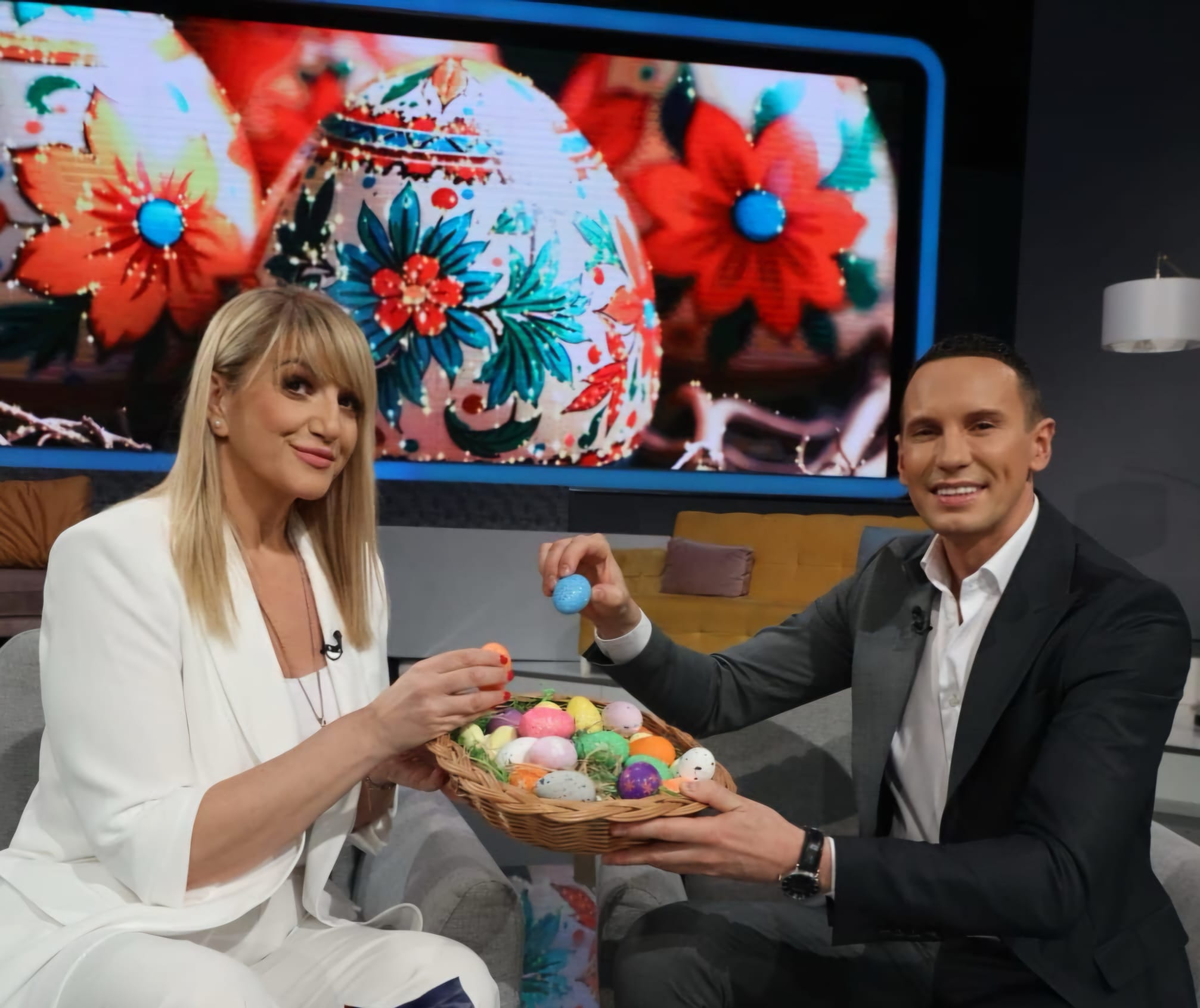 Vesna Milanović i Siniša Medić čestitali Uskrs, želje su tako moćne VIDEO 5 IMG 20250414 WA0032