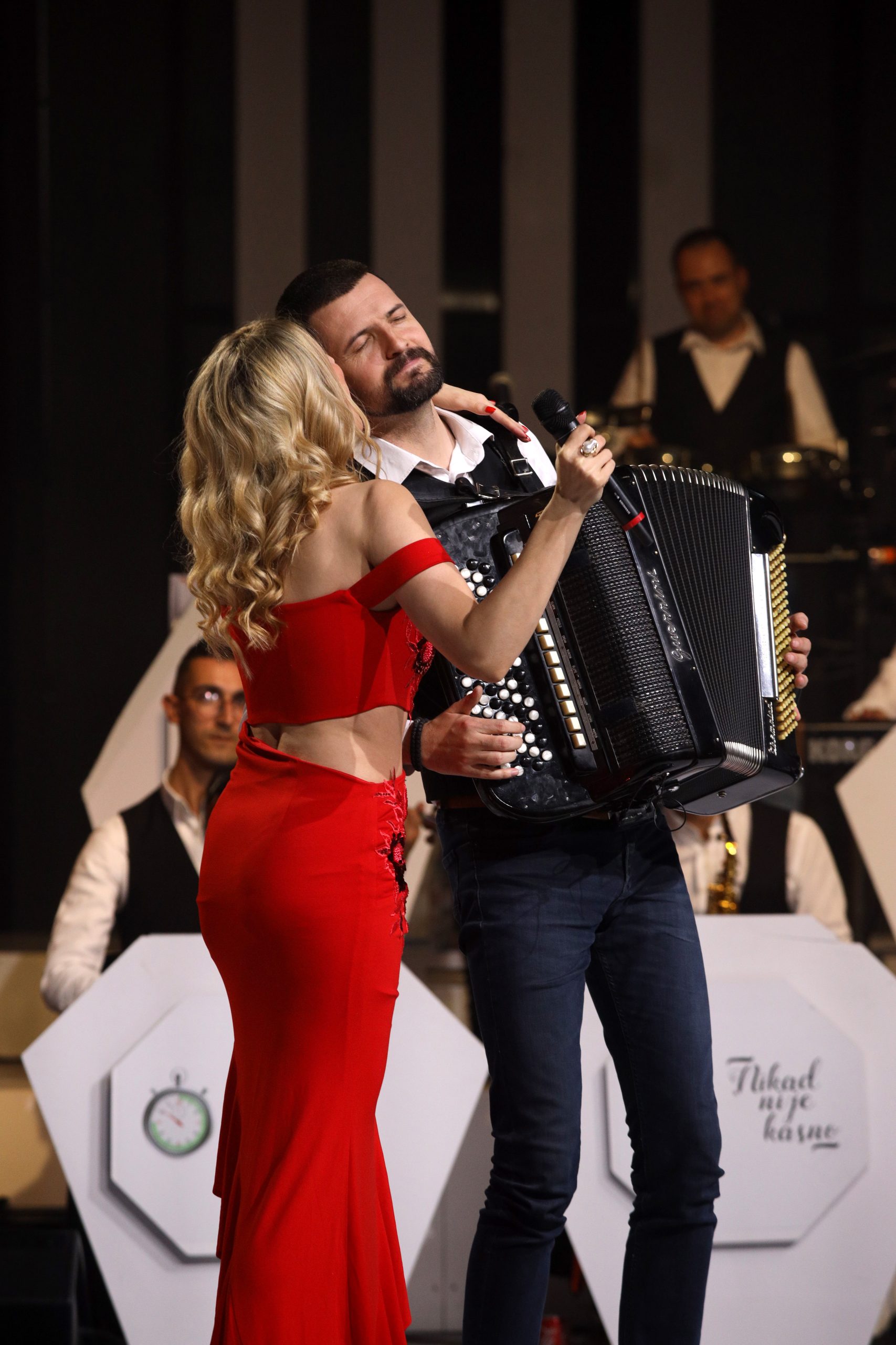 Rada Manojlović otkrila kakve muškarcve voli, jedna osobina je presudna: "Zbog toga se opasno zaljubim" (VIDEO) 7 RADA MANOJLOVIC NNK SNIMANJE 19032025 FOTO MUNJA 89 ok 1