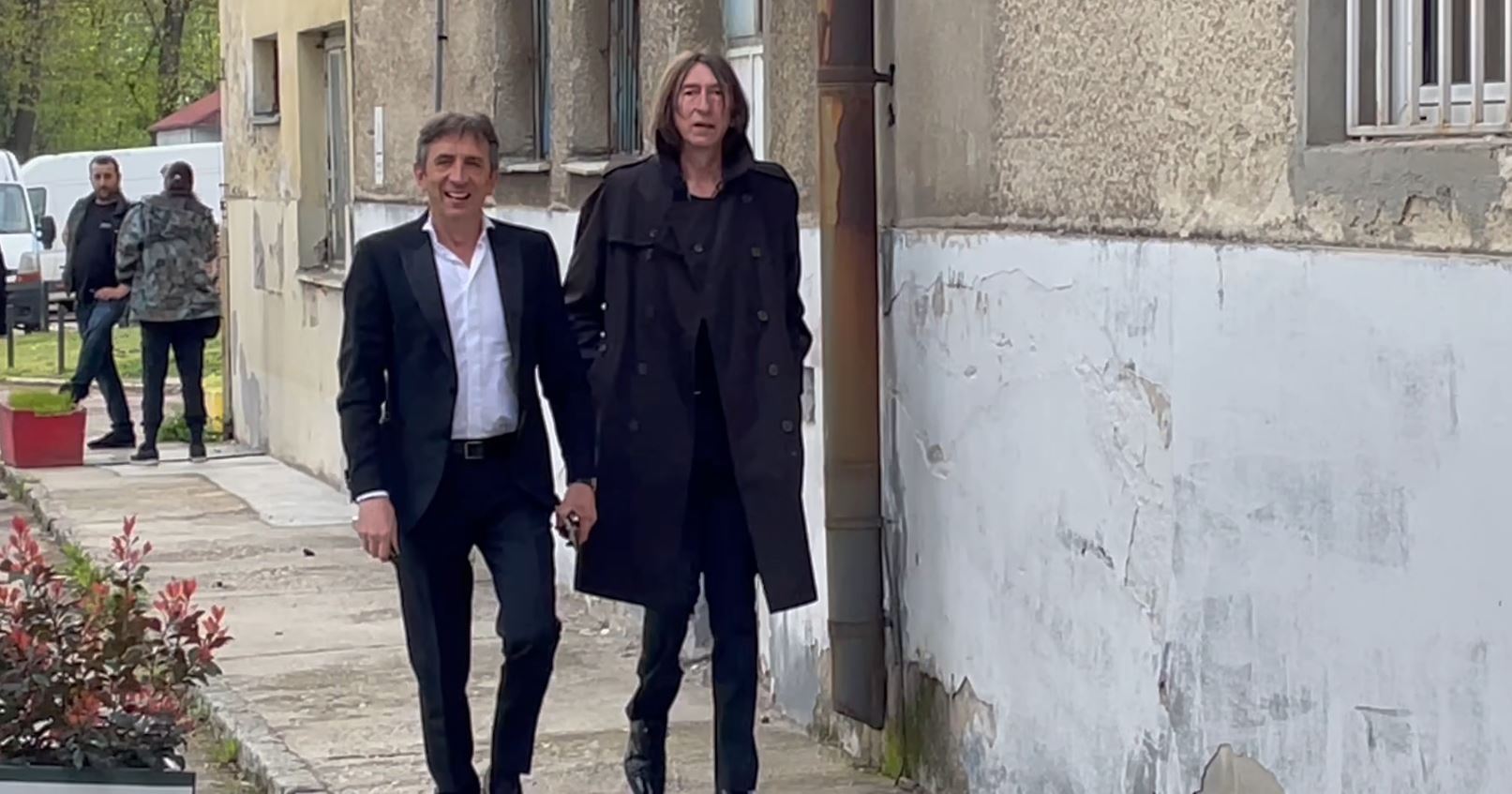 Žiku Jakšića rođeni brat iznenadio na snimanju "Nikad nije kasno" VIDEO 5 brat zike jaksica 1