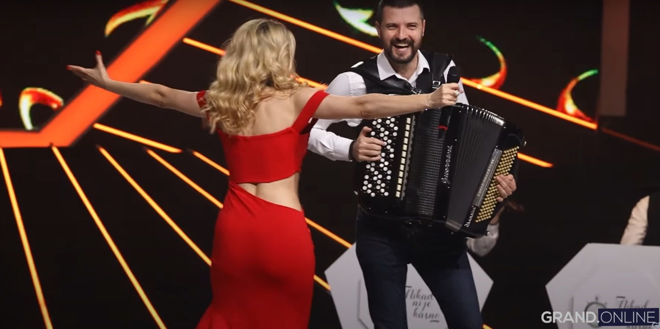 Rada Manojlović se požalila na harmonikaša, Žika Jakšić mu održao predavanje: "Gard dole i da je gledaš u oči" VIDEO 5 nnk bekstejdz 8