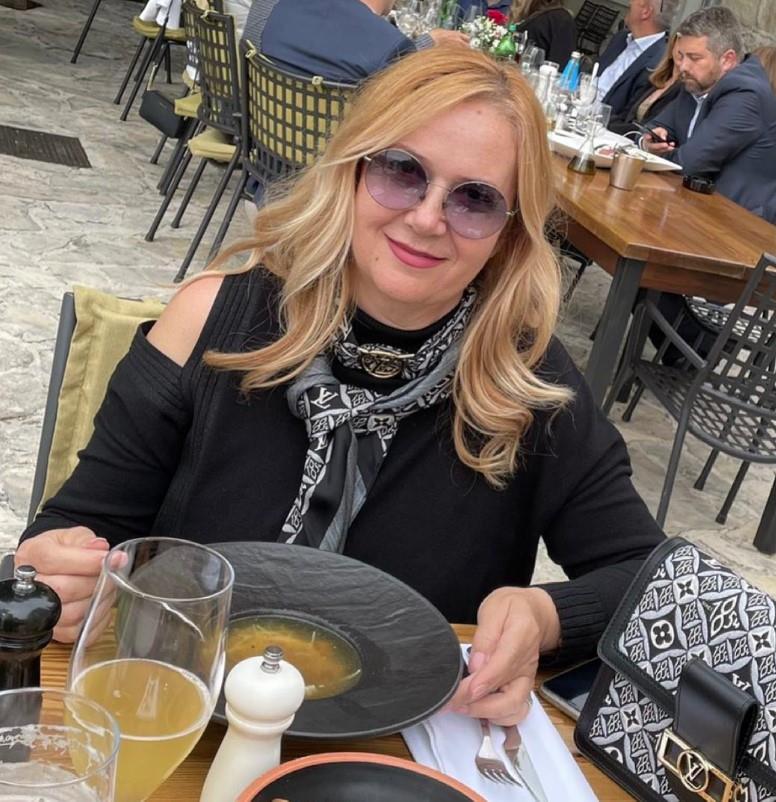 zena alena islamovica 1