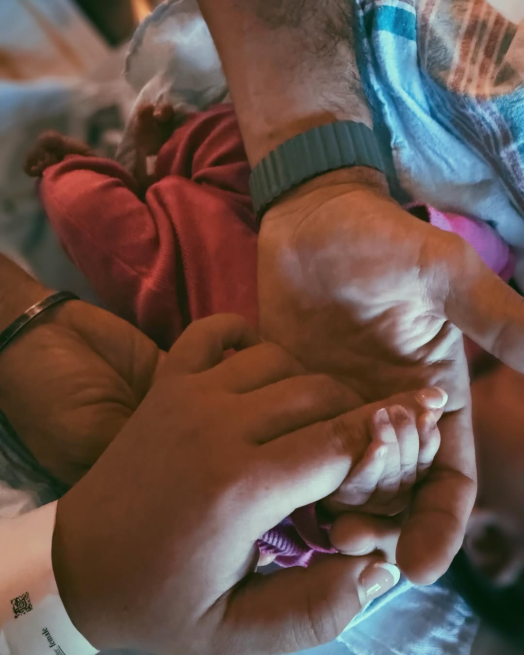 Nas najsretniji dan dobro nam dosla 24.05.2025 rodila se nasa kcerka i unjela radost u nase porodice Lena Esme Vidinlic VOLIMO TE