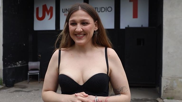 Ruskinja slučajno završila na audiciji za Zvezde Granda: "Krenula sam na dejt, upoznali smo se na Tinderu" VIDEO 5 aleksandraruskinja