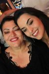 Slavlje kod Bojane Barjaktarević, pevačica puna ponosa FOTO 3 Bojana i LJubica Barjaktarevic