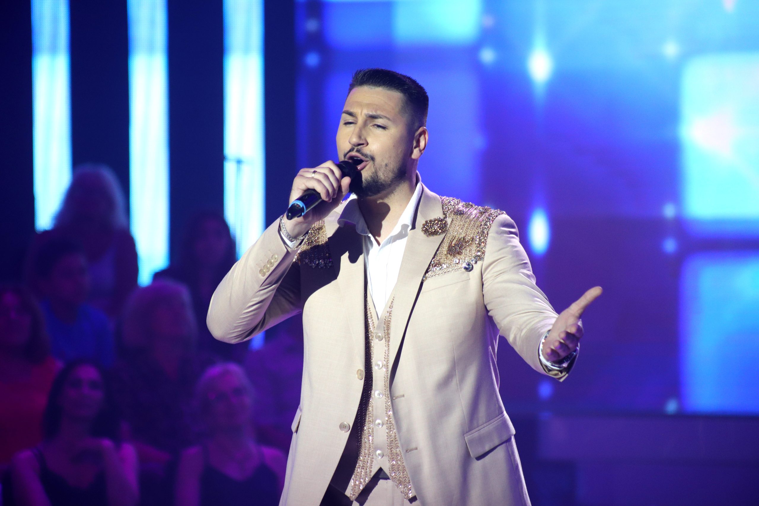 ELVIS MESINOVIC ZG FINALE 6 ok