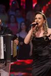 Nina Karahođa sevdalinkama zakucala u finalu Zvezda Granda: Na sceni se pojavio i njen muž VIDEO 8 NINA KARAHODJA ZG FINALE 13 ok