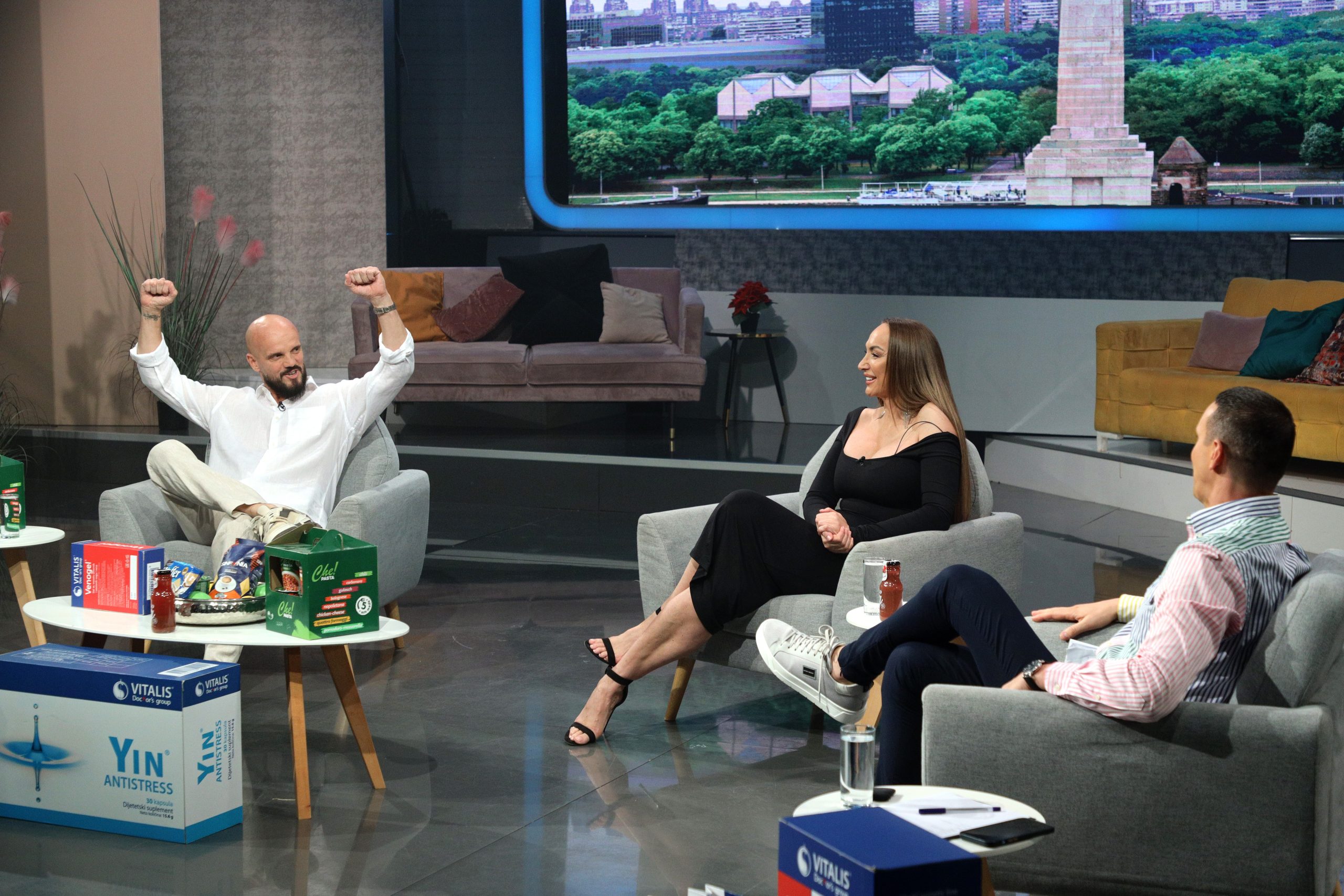 Goga Sekulić otkrila svoj emotivni status: "Uvek sam volela piletinu, ali..." VIDEO 10 SCENA ZGS SNIMANJE 8062025 FOTO MUNJA ok 3 1