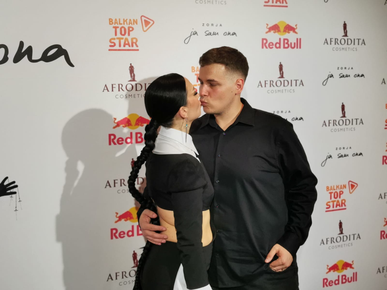 INTERVJU Zorja Pajić odložila promociju albuma zbog političke situacije u državi: "Dešava se šta se dešava..." VIDEO 6 WhatsApp Image 2025 06 03 at 19.39.37