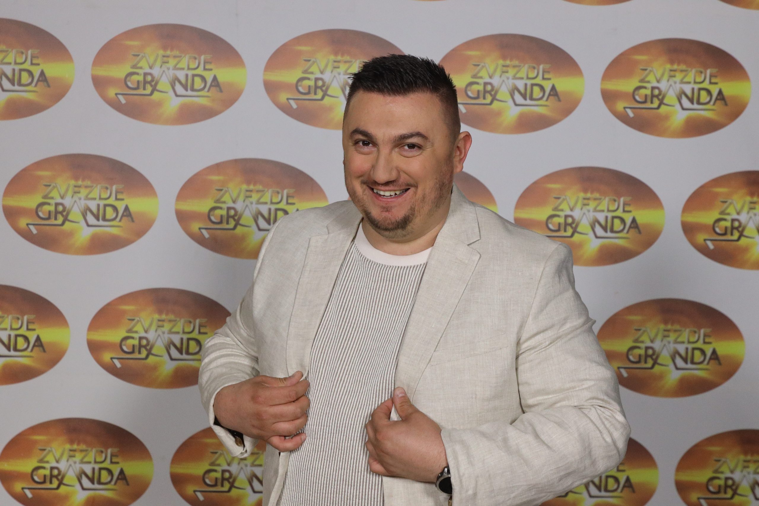 Biografije finalista "Zvezda Granda": Njih 20 se bori za pobedu 46 ZORAN RUZIC FERRARI 37 GOD. VINKOVCIHR 1